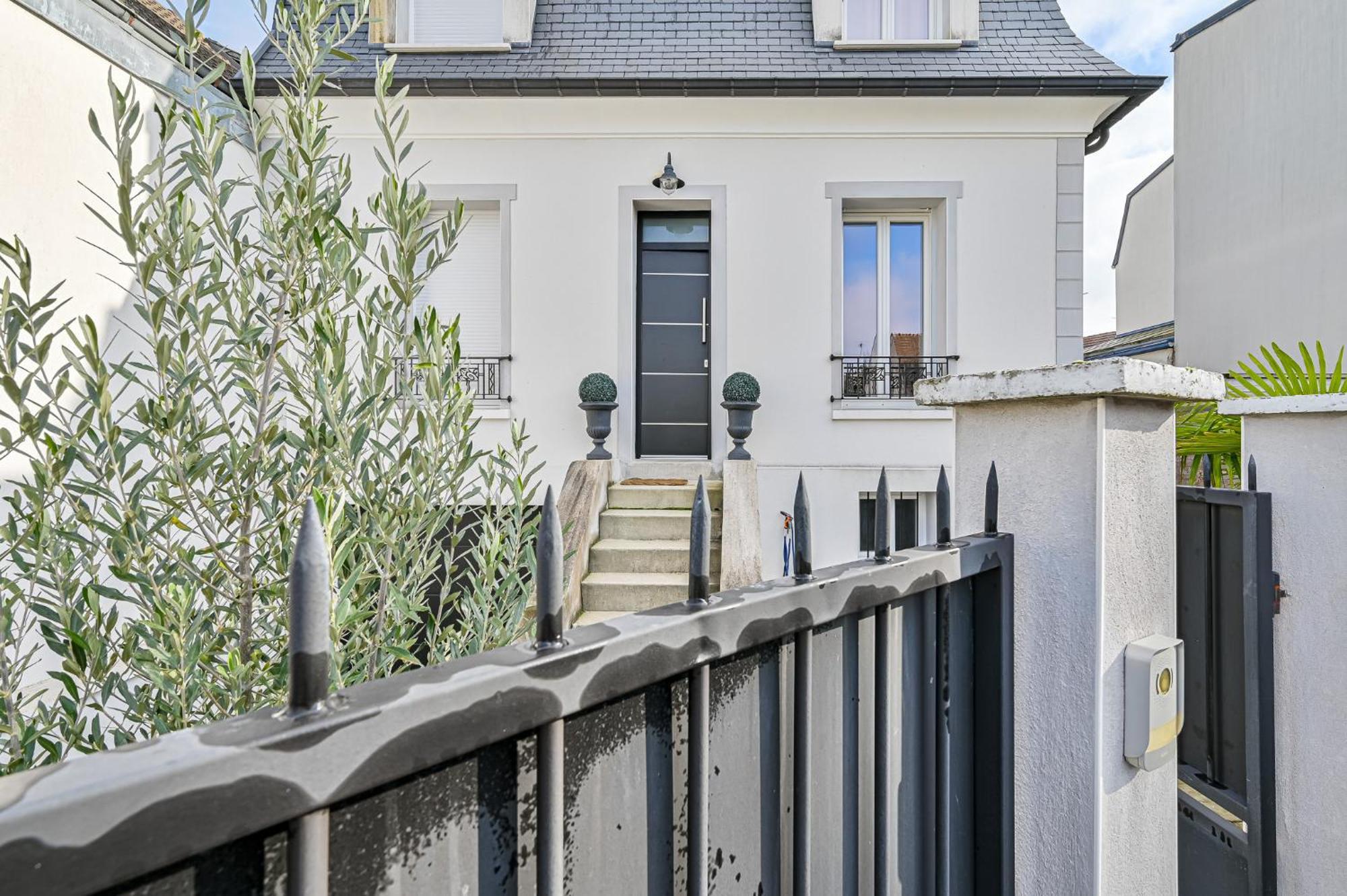 Le Raincy La Casa Blanca - 6 Personnes Proche Disney & Paris מראה חיצוני תמונה